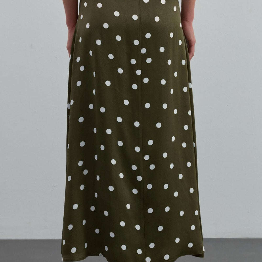 
                      
                        Puantiyeli Saten Etek Yeşil - Yeşil
                      
                    