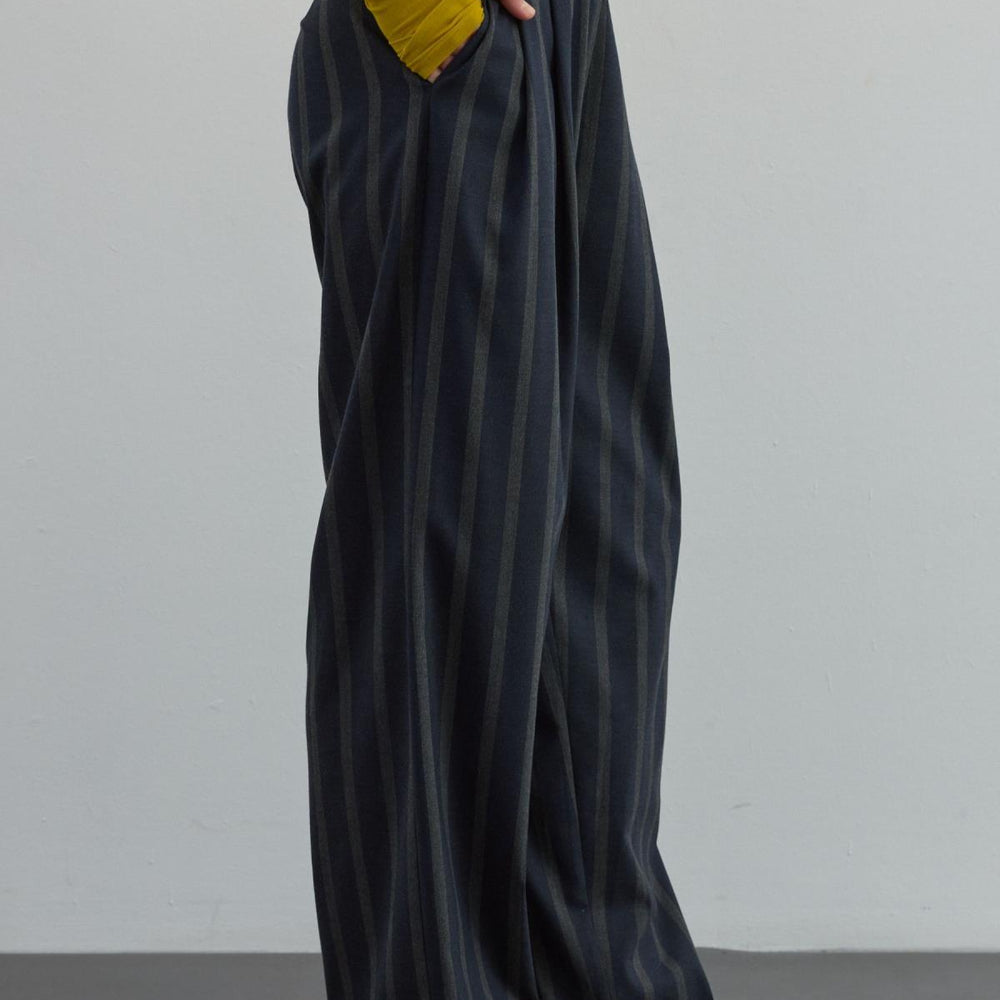 
                      
                        Çizgili Pantolon - Lacivert
                      
                    