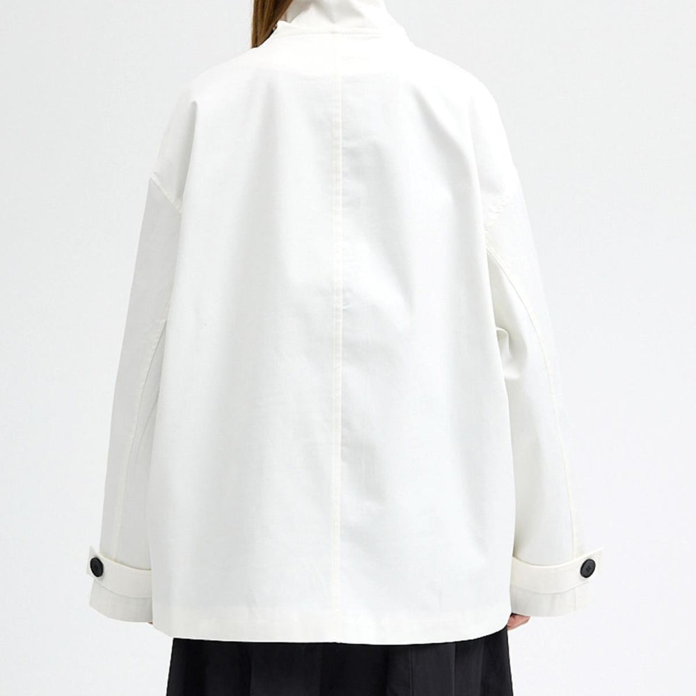 
                      
                        Kısa Trenç Ekru - Ekru
                      
                    