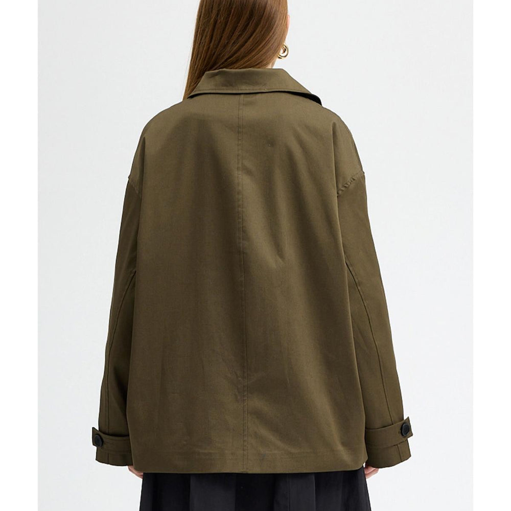 
                      
                        Kısa Trenç Haki - Haki
                      
                    